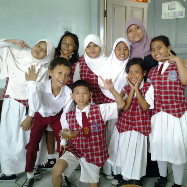 Hari Pertama Masuk Sekolah